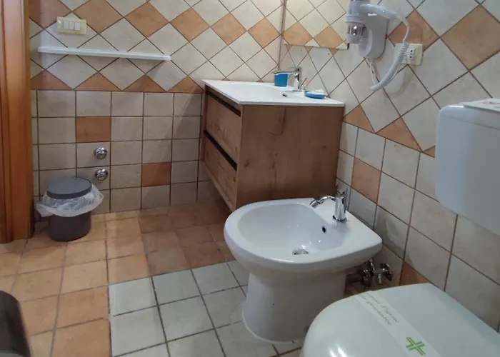 Il Geco فندق مبيت وإفطار غالّيبولي